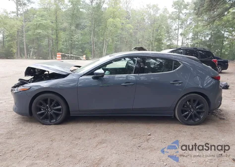 2021 Mazda Mazda3 Premium z USA, uszkodzony, nr VIN JM1BPAML9M1344053